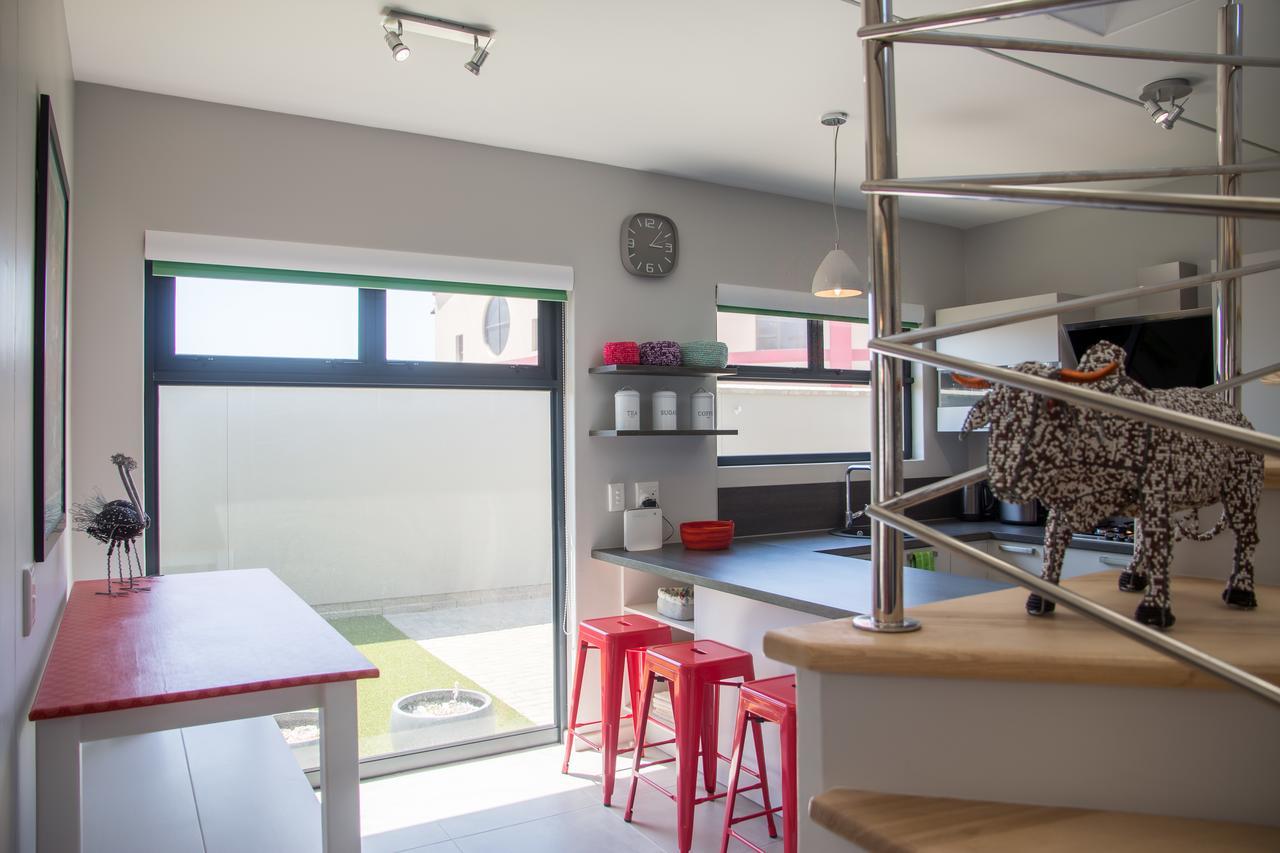 Turmalin Cottage Unit 1 スワコプムント エクステリア 写真
