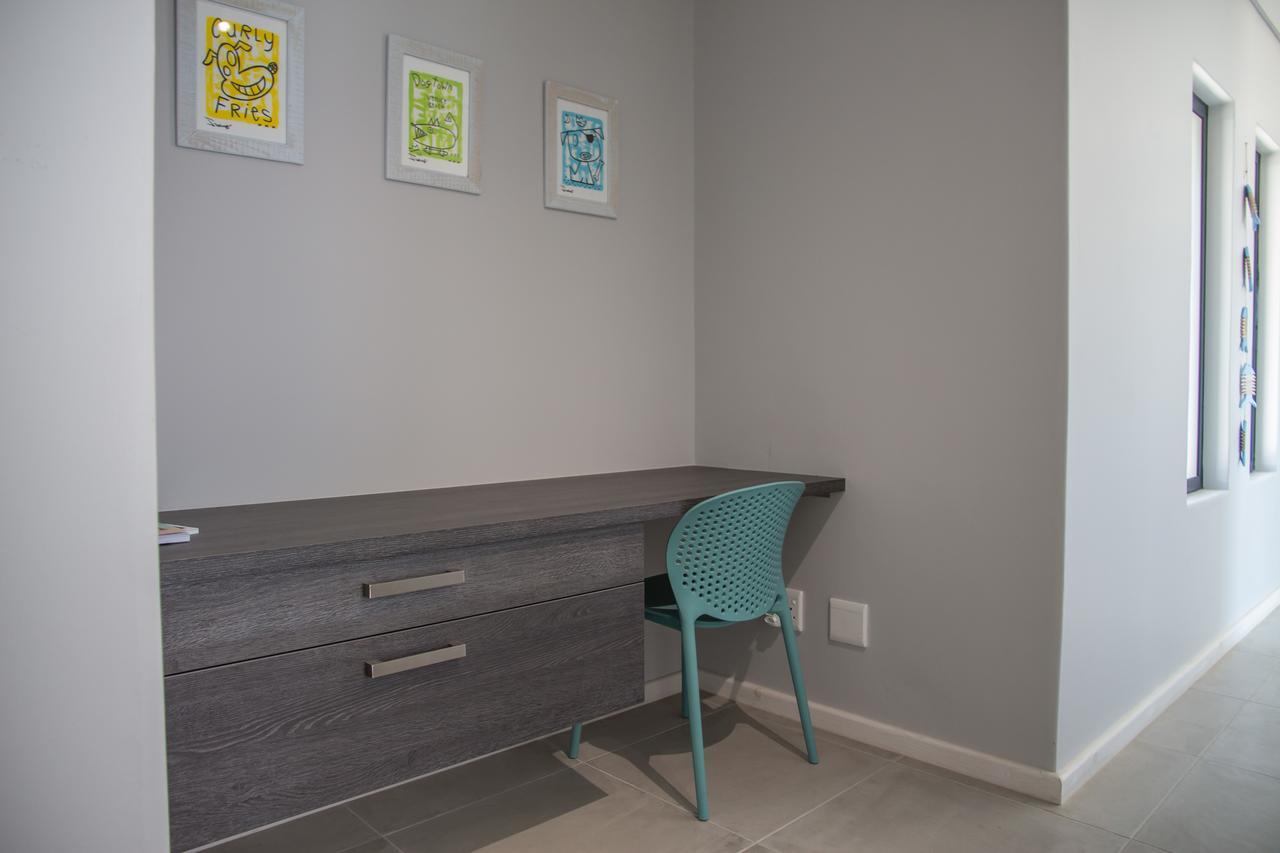 Turmalin Cottage Unit 1 スワコプムント エクステリア 写真
